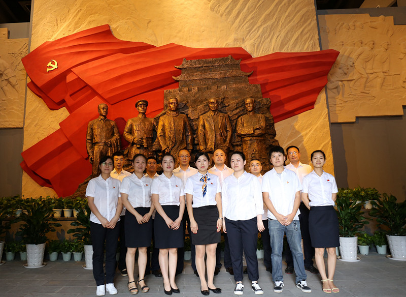 瀘州園林維護(hù).jpg 瀘州園林維護(hù).jpg